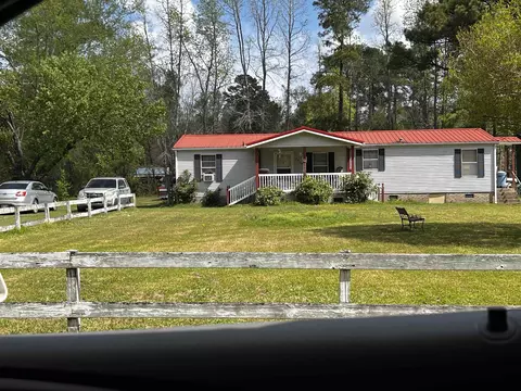3219 Cherry Hill Rd, Loris, SC 29569