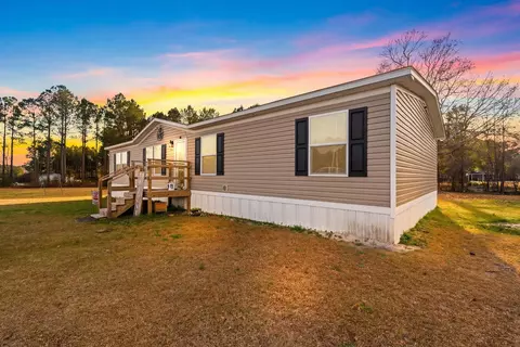 3691 Nichols Hwy, Galivants Ferry, SC 29544