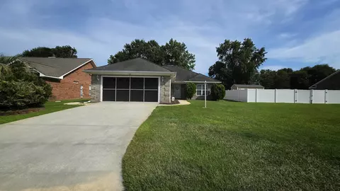 4091 Lakeshore Dr, Little River, SC 29566