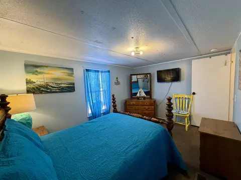 147 Oceanside Dr, Surfside Beach, SC 29575 photo 11