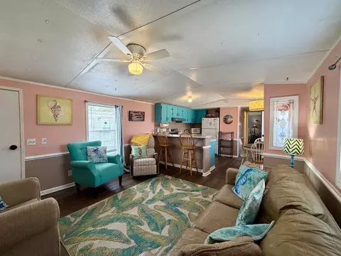 147 Oceanside Dr, Surfside Beach, SC 29575 photo 13