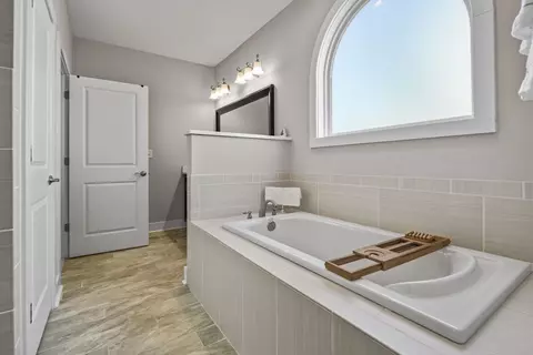 Bath - 938 Shipmaster Ave, Myrtle Beach, SC 29579 photo 3 of 5
