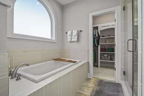 Bath - 938 Shipmaster Ave, Myrtle Beach, SC 29579 photo 2 of 5