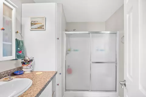 Bath - 1534 Gulfstream Ct, Surfside Beach, SC 29575 photo 2 of 3