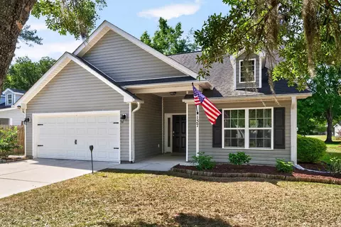 137 Robert Conway Ct, Georgetown, SC 29440