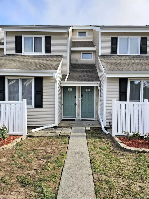 700 Deer Creek Rd #B, Surfside Beach, SC 29575