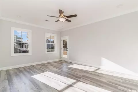 Living - 968 Shipmaster Ave, Myrtle Beach, SC 29579 photo 5 of 5