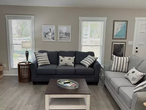 Living - 3947 Spanner Way, Murrells Inlet, SC 29576 photo 2 of 4