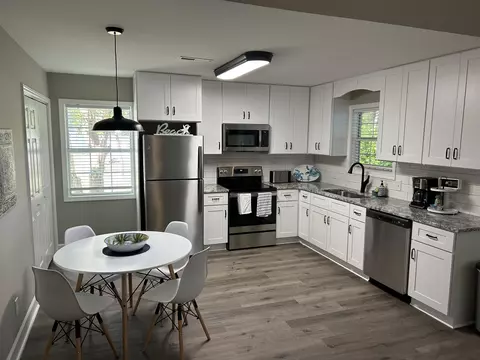 Kitchen - 3947 Spanner Way, Murrells Inlet, SC 29576 photo 2 of 2