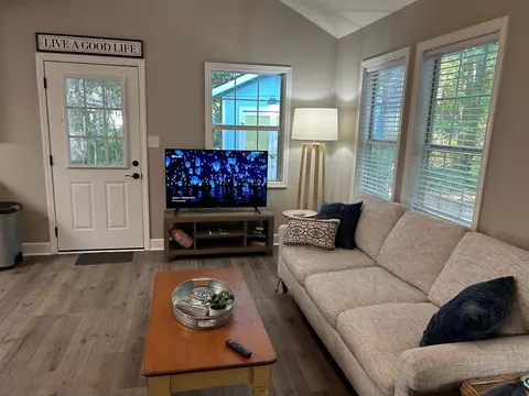 Living - 3947 Spanner Way, Murrells Inlet, SC 29576 photo 4 of 4