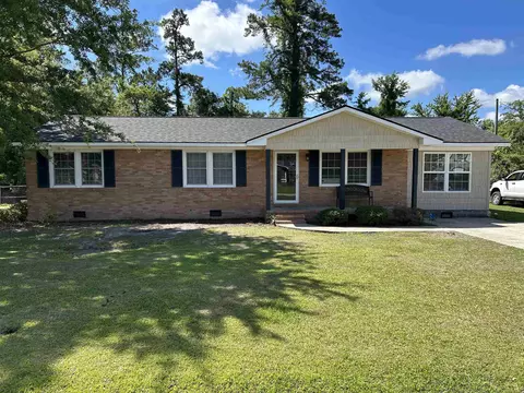 387 Byrnes Cir, Johnsonville, SC 29555