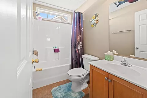 Bath - 453 Barton Loop, Myrtle Beach, SC 29579 photo 1 of 2