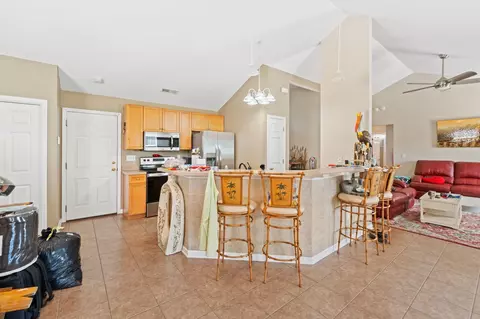 Kitchen - 453 Barton Loop, Myrtle Beach, SC 29579 photo 1 of 4