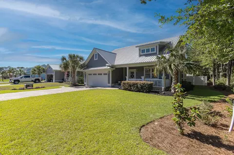 361 Waties Dr, Murrells Inlet, SC 29576