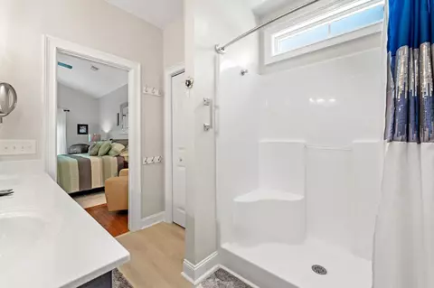 Bath - 249 Maple Oak Dr, Conway, SC 29526 photo 2 of 3
