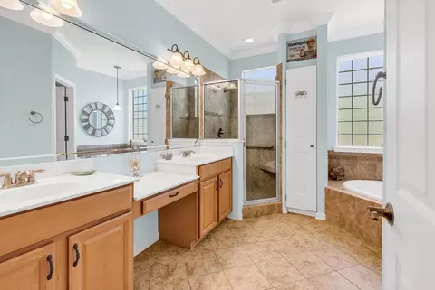 Bath - 862 Laquinta Loop, Murrells Inlet, SC 29576 photo 1 of 3