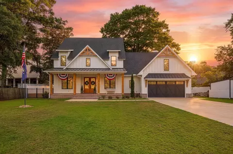 506 Fernwood Rd, Murrells Inlet, SC 29576