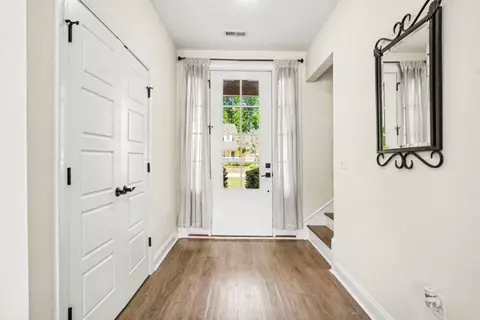 Entry Way - 1018 Dublin Dr, Conway, SC 29526 photo 2 of 8