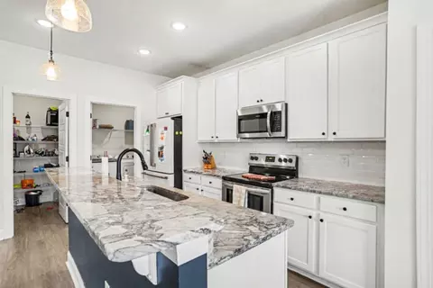 Kitchen - 1018 Dublin Dr, Conway, SC 29526 photo 1 of 1
