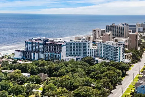215 77th Ave N #616, Myrtle Beach, SC 29572
