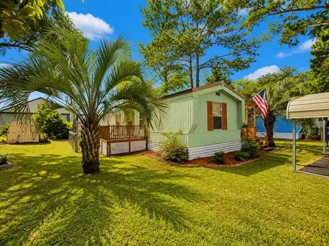 151 Crooked Island Cir, Murrells Inlet, SC 29576