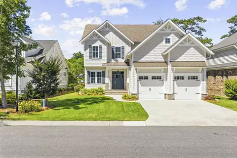 818 Morrall Dr, North Myrtle Beach, SC 29582