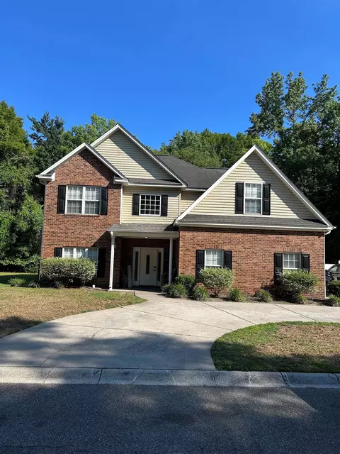 637 W Oak Circle Dr, Myrtle Beach, SC 29588