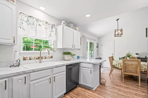 Kitchen - 204 Balsa Dr, Longs, SC 29568 photo 5 of 5