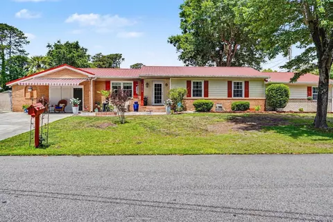 1010 Moss Dr, Surfside Beach, SC 29575