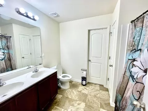 Bath - 101 Winding Path Dr, Loris, SC 29569 photo 1 of 2