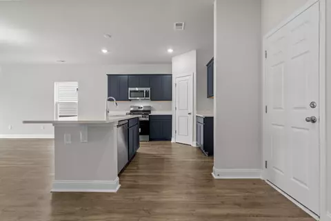 Entry Way - 2919 Spain Ln, Conway, SC 29527 photo 5 of 8