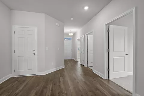 Entry Way - 2919 Spain Ln, Conway, SC 29527 photo 2 of 8