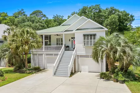 7 Gillette Pl, Murrells Inlet, SC 29576
