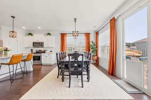 Dining - 2674 Stellar Loop, Myrtle Beach, SC 29577 photo 2 of 3