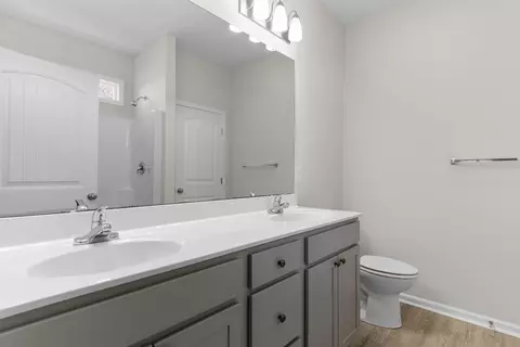 Bath - 408 Two Rivers Rd, Georgetown, SC 29440 photo 1 of 2