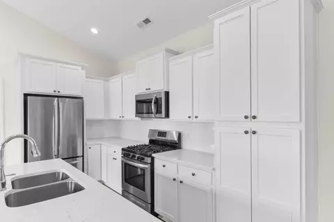 Kitchen - 503 Grain Field Dr, Georgetown, SC 29440 photo 5 of 6