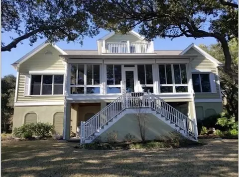 86 Salt Creek Pl, Pawleys Island, SC 29585