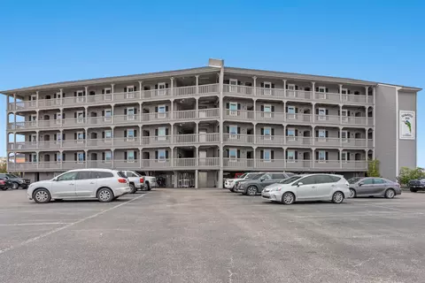 215 Atlantic Ave #304, Murrells Inlet, SC 29576
