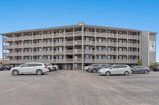 215 Atlantic Ave #304, Murrells Inlet, SC 29576