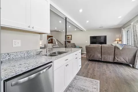 Kitchen - 1406 Winddrift Ct, Surfside Beach, SC 29575 photo 8 of 8