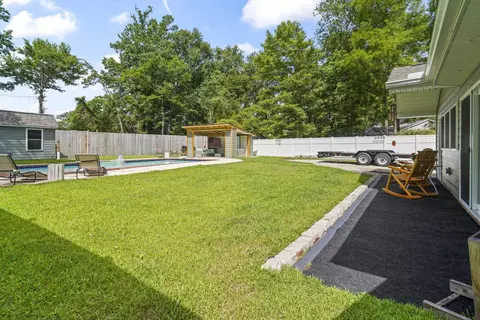Exterior - 1406 Winddrift Ct, Surfside Beach, SC 29575 photo 2 of 10