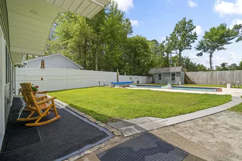 Exterior - 1406 Winddrift Ct, Surfside Beach, SC 29575 photo 1 of 10