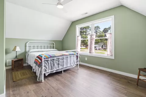Bedroom - 1406 Winddrift Ct, Surfside Beach, SC 29575 photo 6 of 7
