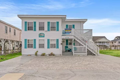 329 54th Ave N, North Myrtle Beach, SC 29582