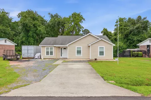 725 University Forest Cir, Conway, SC 29526