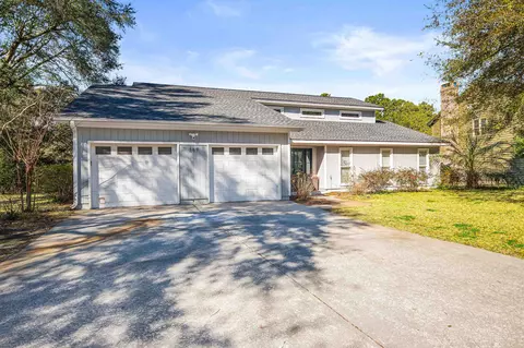 369 Rum Gully Cir, Murrells Inlet, SC 29576