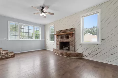 Living - 191 Deer Run Ave, Georgetown, SC 29440 photo 4 of 8