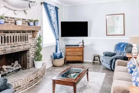 Living - 191 Deer Run Ave, Georgetown, SC 29440 photo 7 of 8