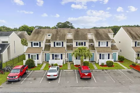 1600 Deer Creek Rd #F, Myrtle Beach, SC 29575