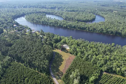 598 Comanche Dr, Georgetown, SC 29440 photo 7